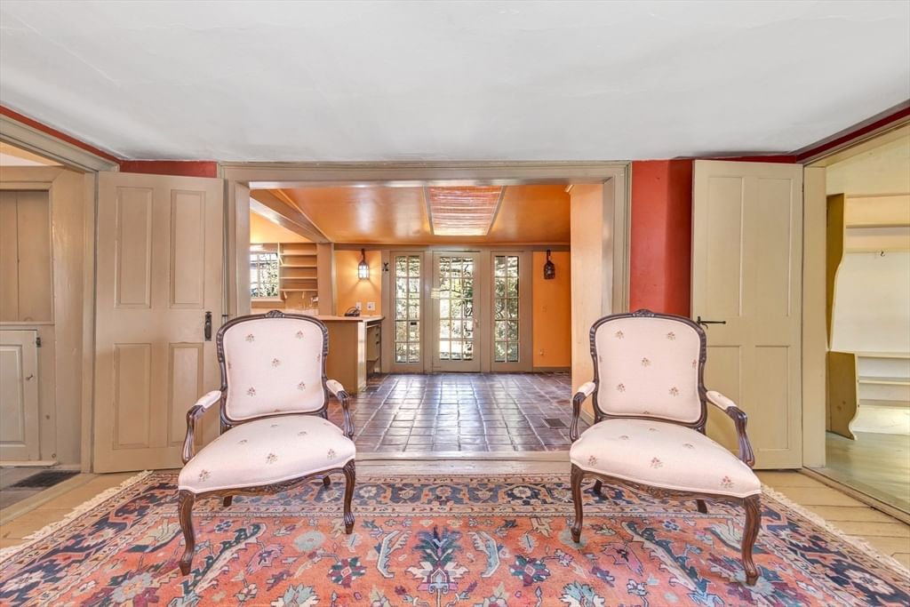 Listing Image 15