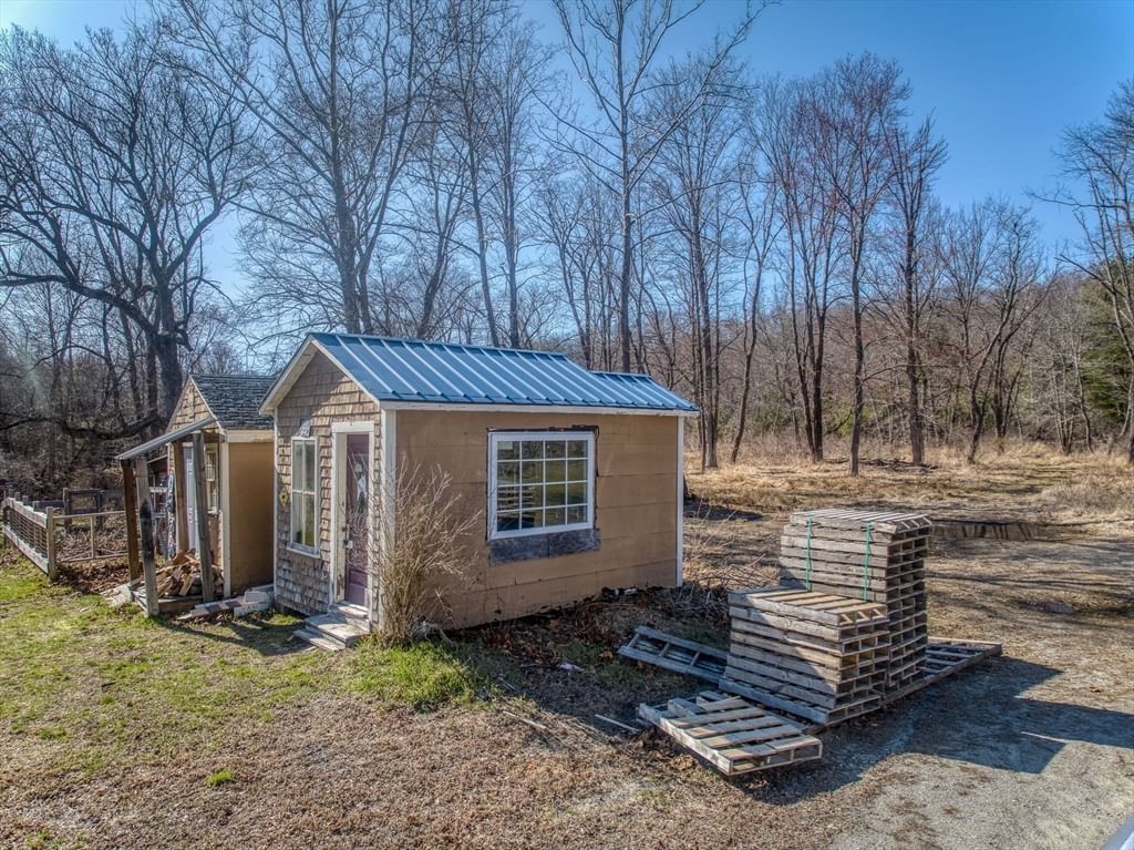 Listing Image 29