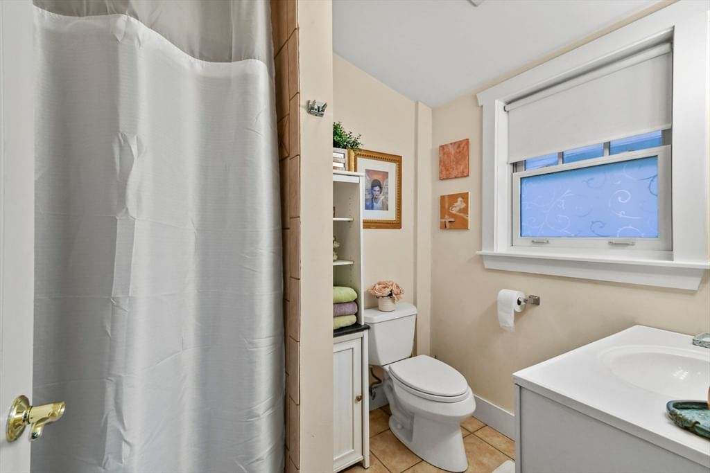 34 Church St #2A, Lenox, MA 01240 photo 5