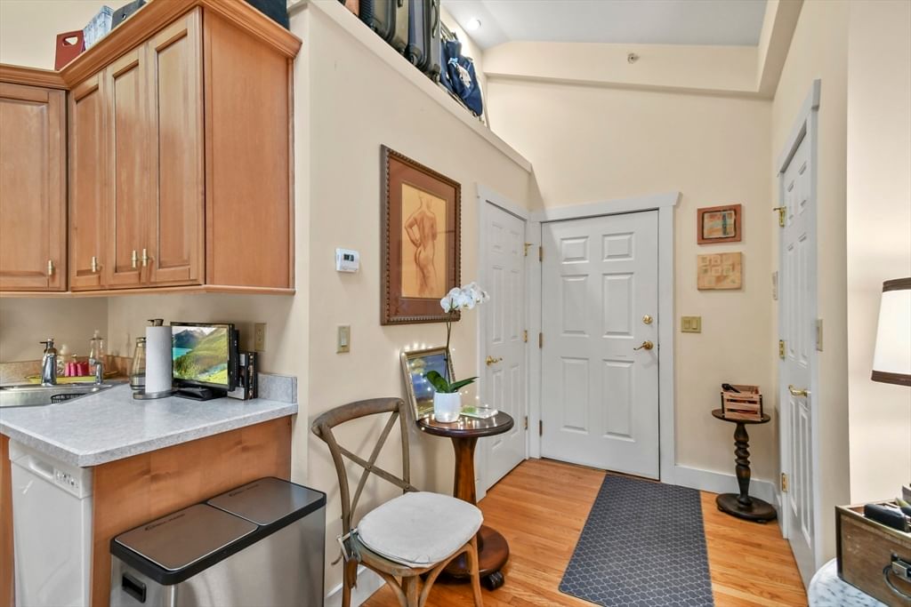 34 Church St #2A, Lenox, MA 01240 photo 2