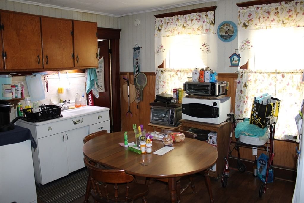 14 Ferry St Chicopee — Photo 12 of 12