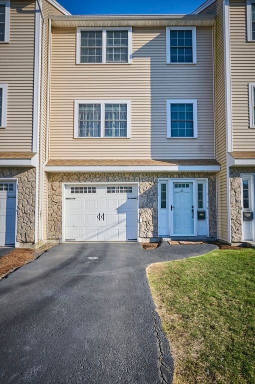 Property at 44 Columbia Ave #44, Lynn, MA 01902