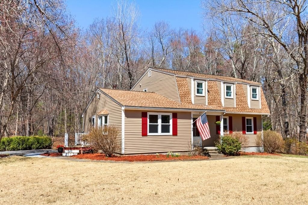 49 Academy Ave, Atkinson, NH 03811 photo 2