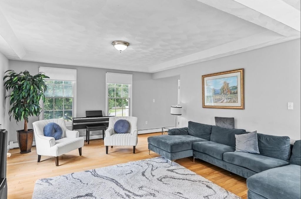 Listing Image 15
