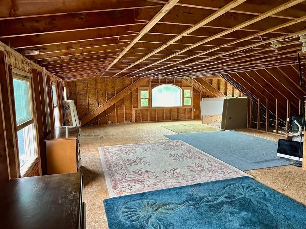 Listing Image 33