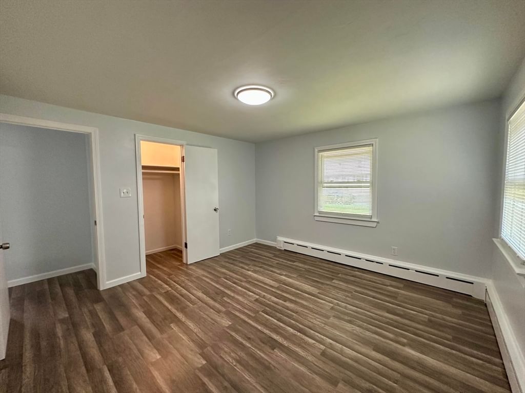 137 Carroll St Springfield — Photo 10 of 22