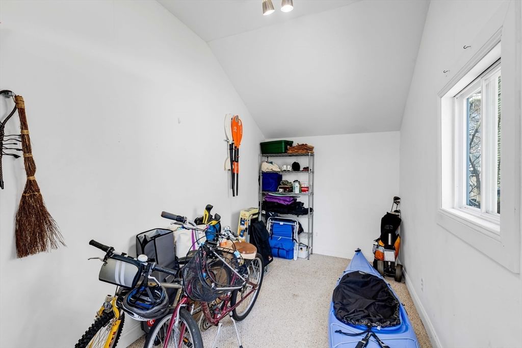 Listing Image 27