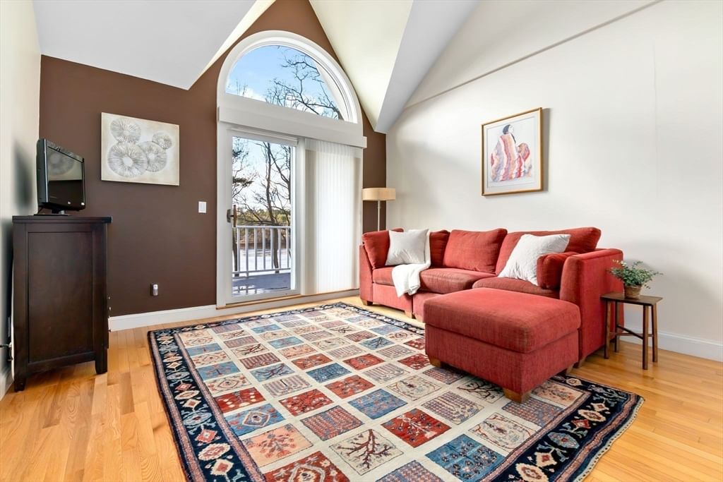 Listing Image 18