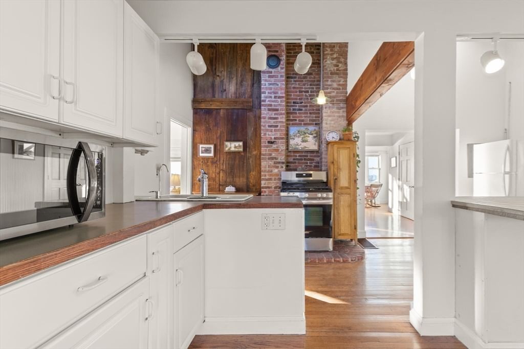 14-16 20th Street, Newbury, MA 01951 photo 2