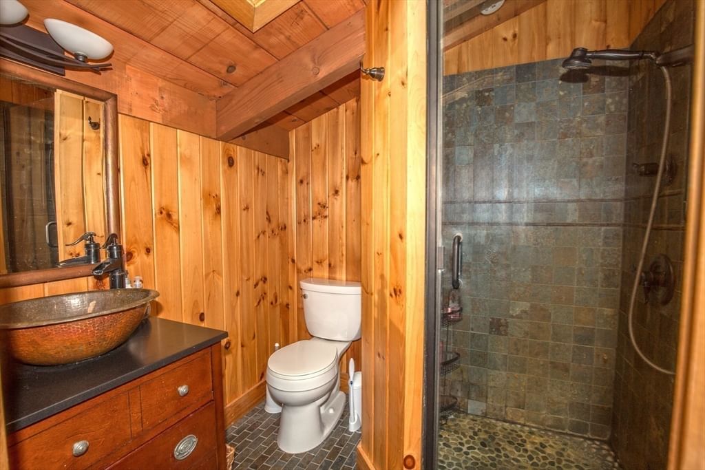 339 Beetle Road, Tolland, MA 01034 photo 5