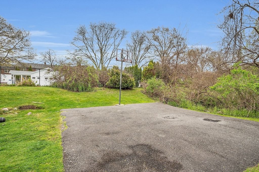 Listing Image 28