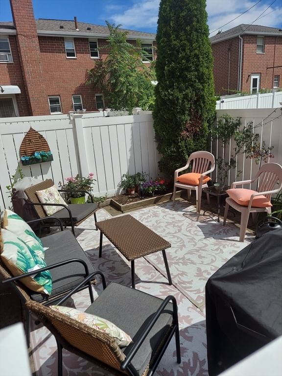 Listing Image 15