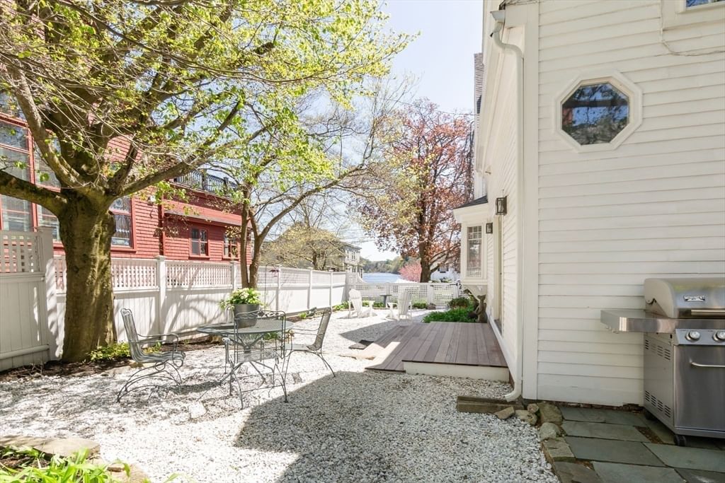 Listing Image 38