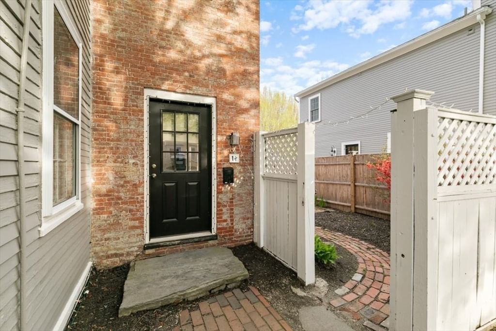 Listing Image 25