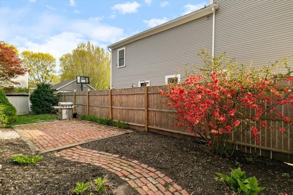 Listing Image 27