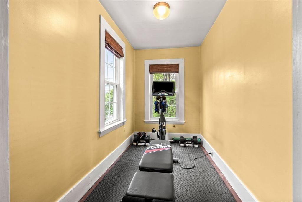Listing Image 18