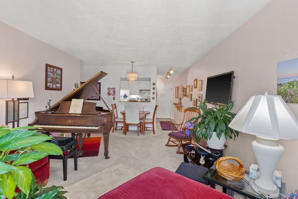 74 Springvale Ave #18 Chelsea — Photo 3 of 22