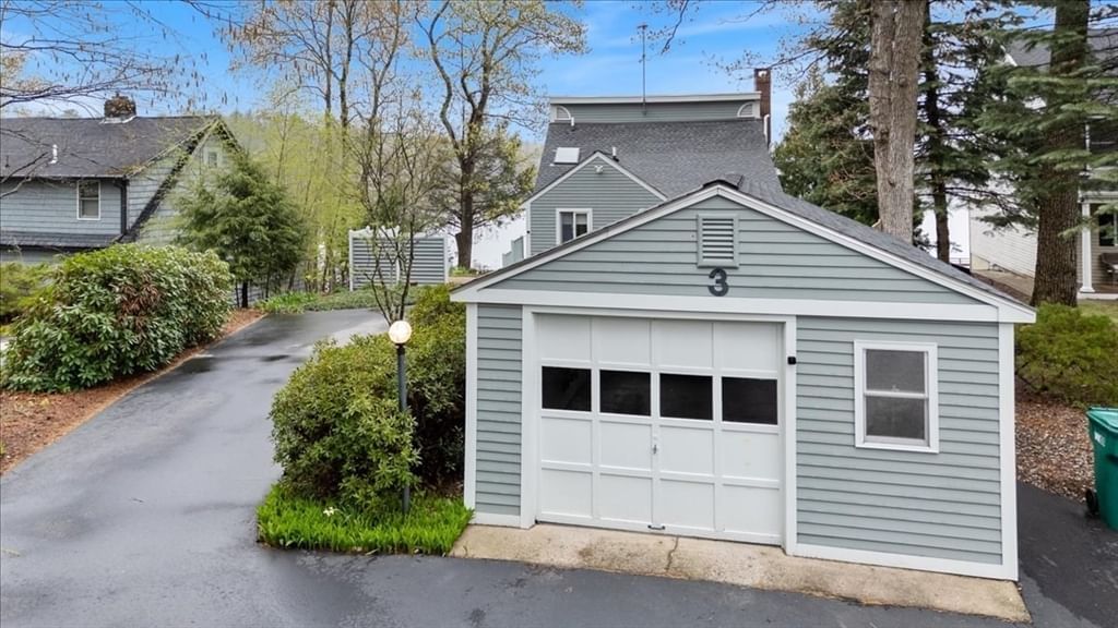 3 Drew Ln, Kingston, NH 03848 photo 5