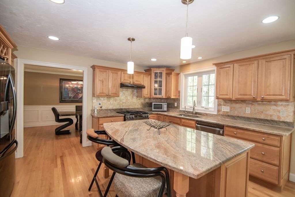 30 Shephard Rd, Pelham, NH 03076 photo 2