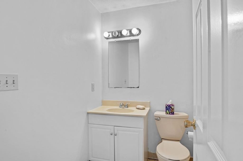Listing Image 30