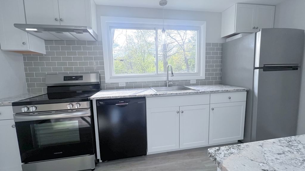 76 Hemlock Haven, Hampton, NH 03842 photo 2