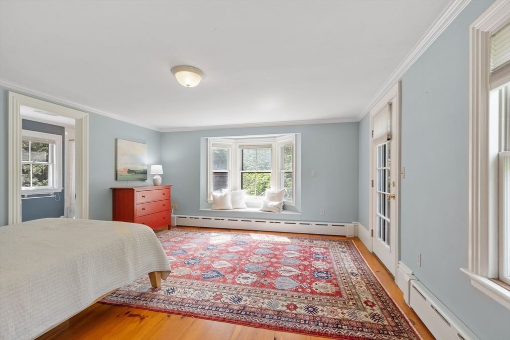 23 Centre Ave Belmont — Photo 15 of 38