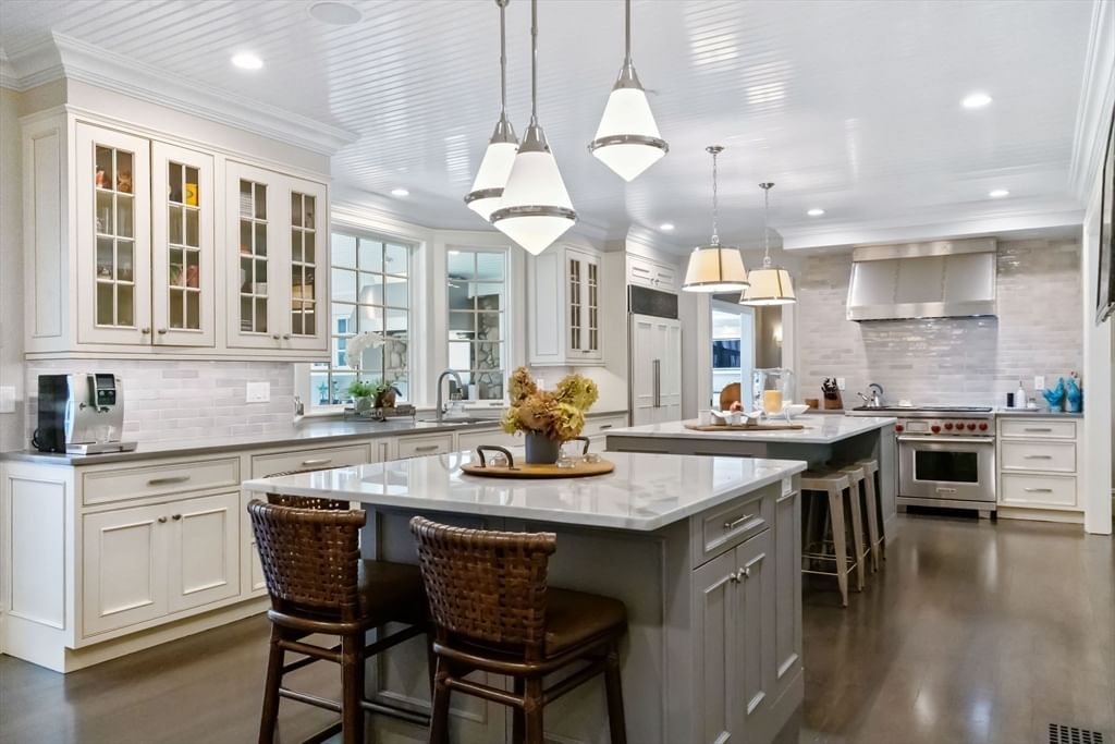 440 Grand Island Dr Barnstable — Photo 13 of 42