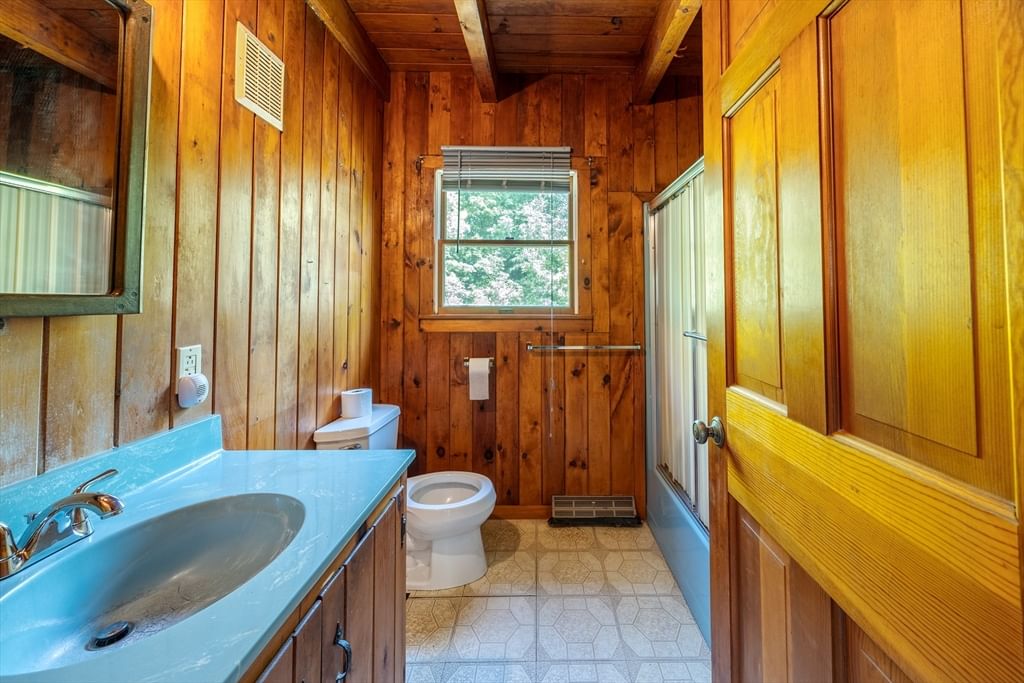 712 Pine Hill Rd, Russell, MA 01071 photo 3
