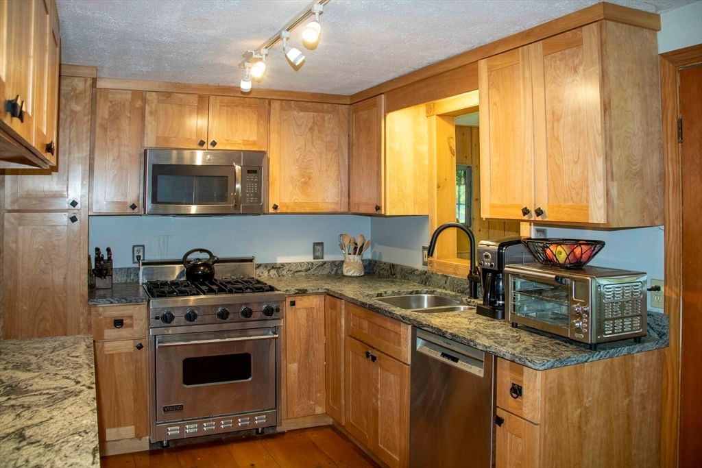 11 N.Shore Road, Chester, NH 03036 photo 2