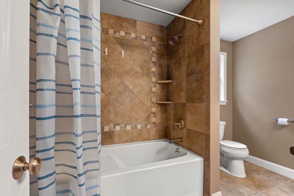 21 Josephine Drive, Hampton, NH 03842 photo 5