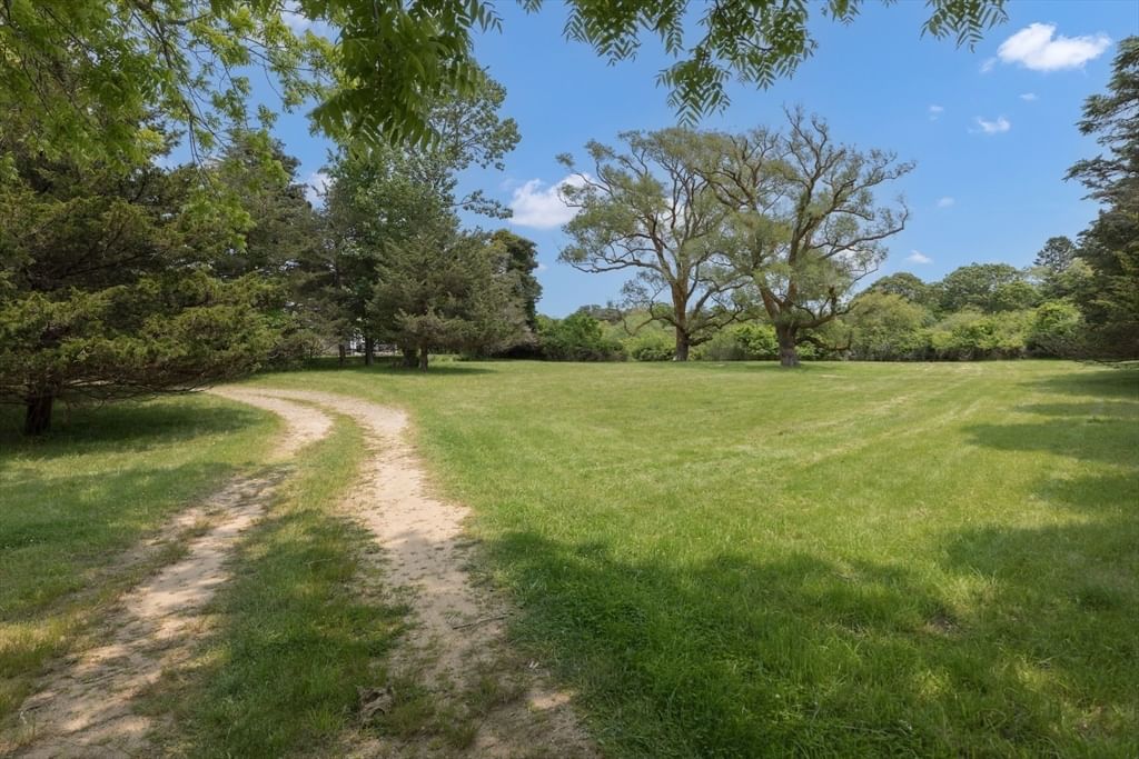 40 Scotchmans Lane, West Tisbury, MA 02575 photo 5