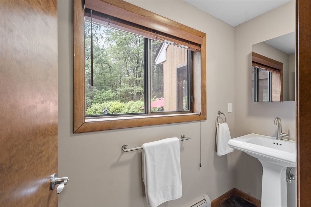 29 Oak Knoll Road, Carlisle, MA 01741 photo 5