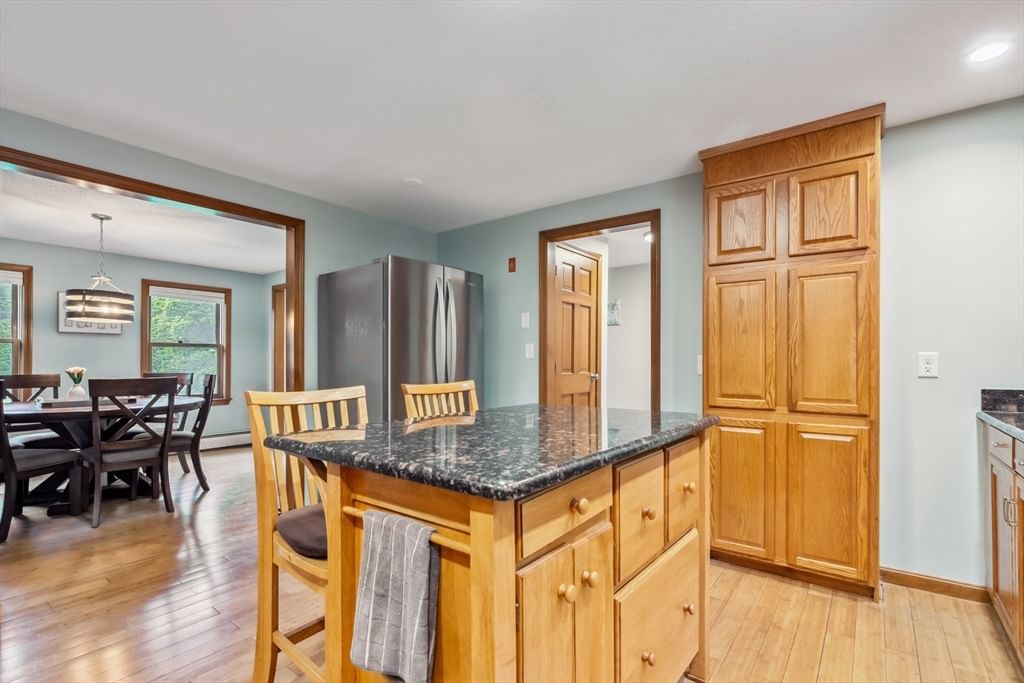 32 Berkeley, Pelham, NH 03076 photo 2