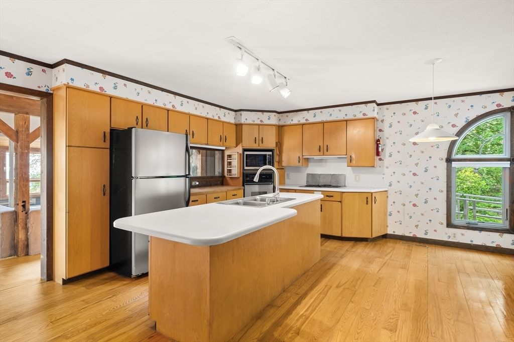90 Pine Ridge Rd, Montgomery, MA 01085 photo 2