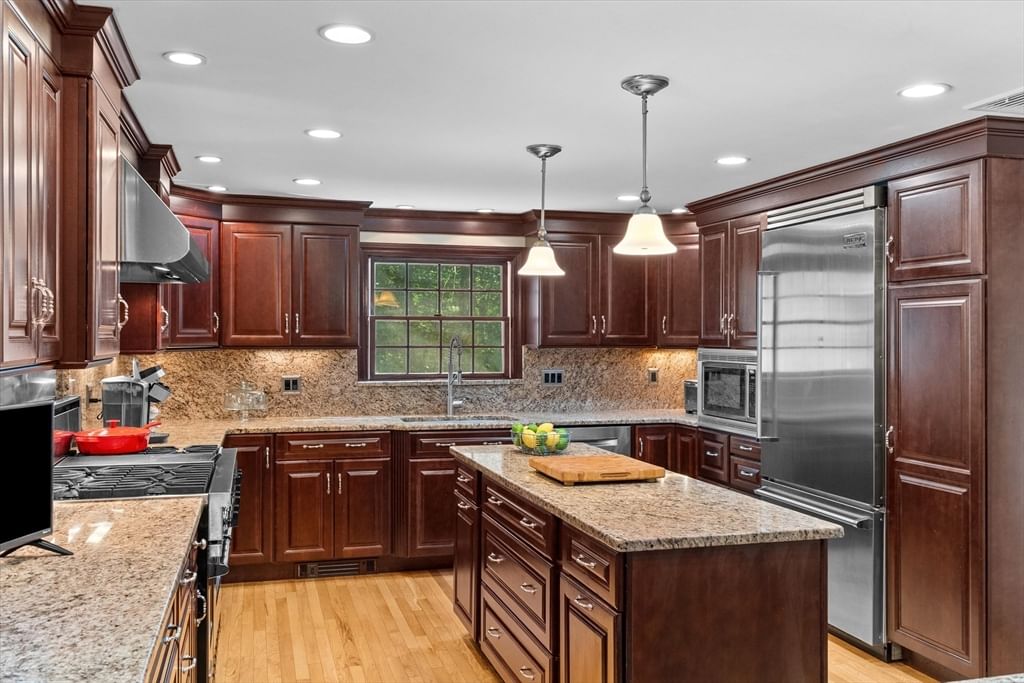 111 Herrick Rd, Boxford, MA 01921 photo 2