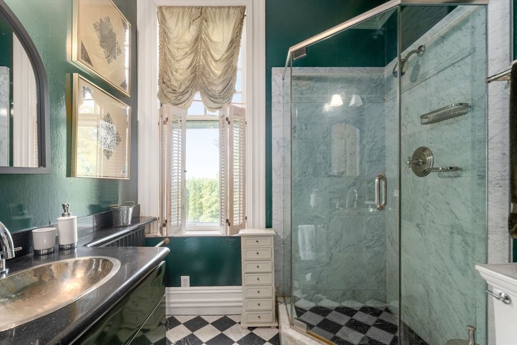 51 Cliff Street Nahant — Photo 22 of 42