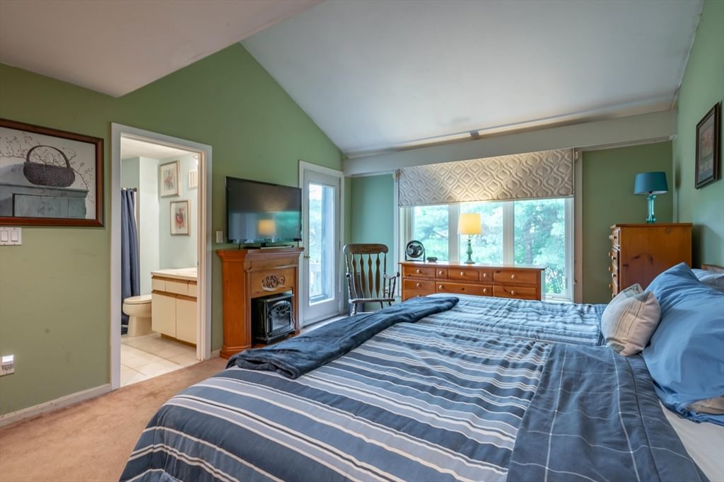 5 Tsienneto Rd #4, Derry, NH 03038 photo 4