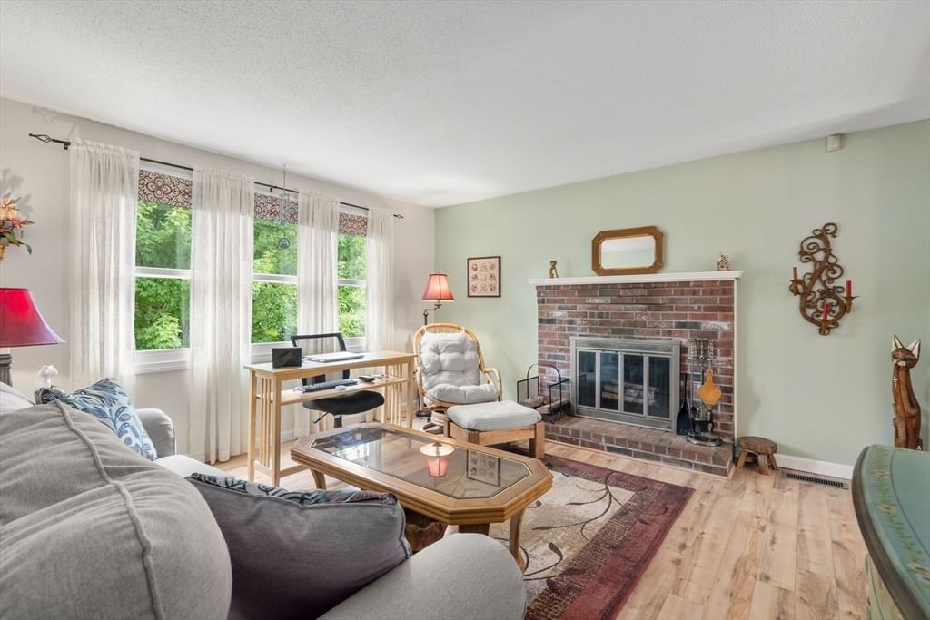149 Sandy Pond Rd, Ayer, MA 01432 photo 3