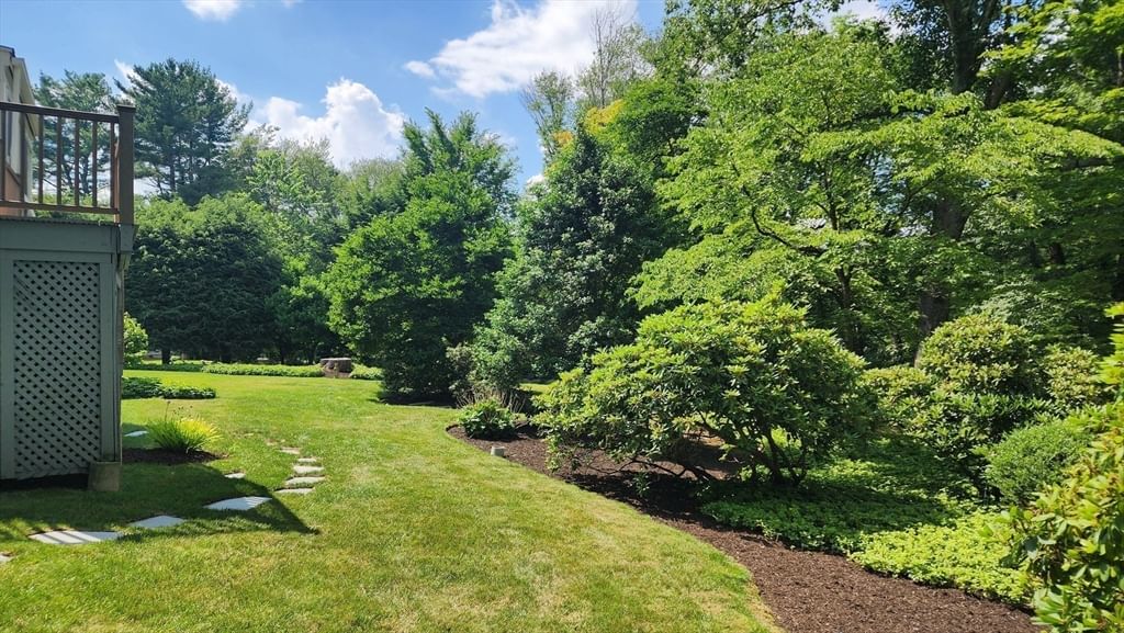 29 Ramblewood Dr, Ashland, MA 01721 photo 4
