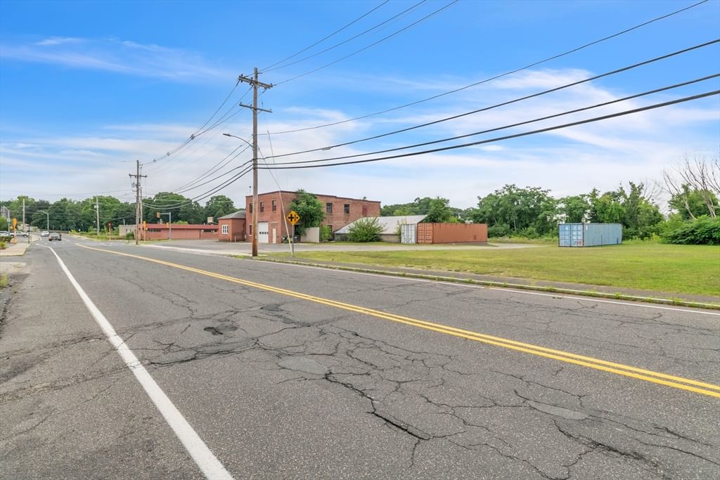 2019 Bridge St Palmer — Photo 10 of 12