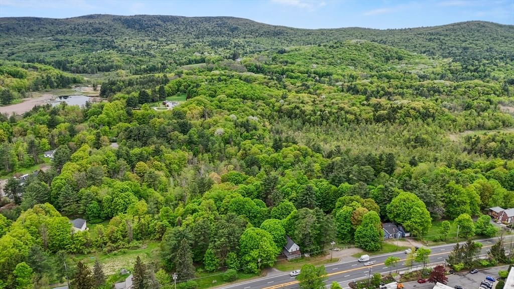 249 Pittsfield Rd, Lenox, MA 01240 photo 4