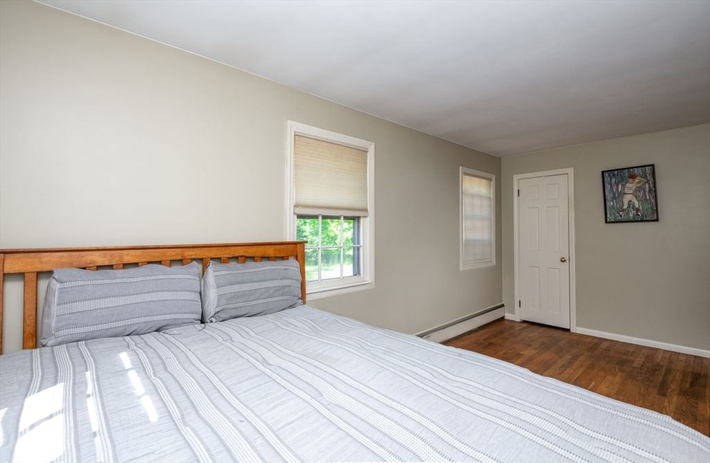 5 Parish Road, Georgetown, MA 01833 photo 4