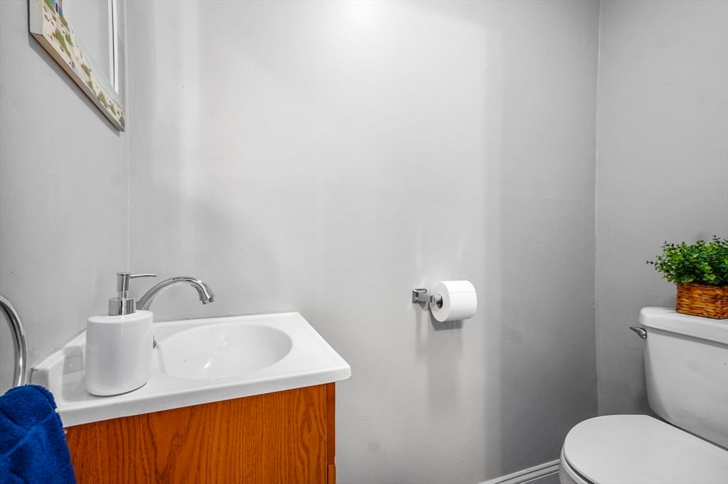 12 Nichols Street, Merrimac, MA 01860 photo 5