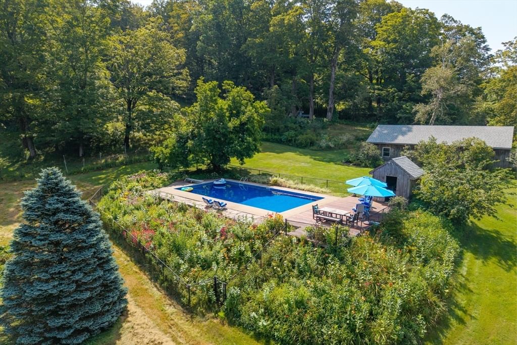 85 Dacey Rd, Conway, MA 01341 photo 5