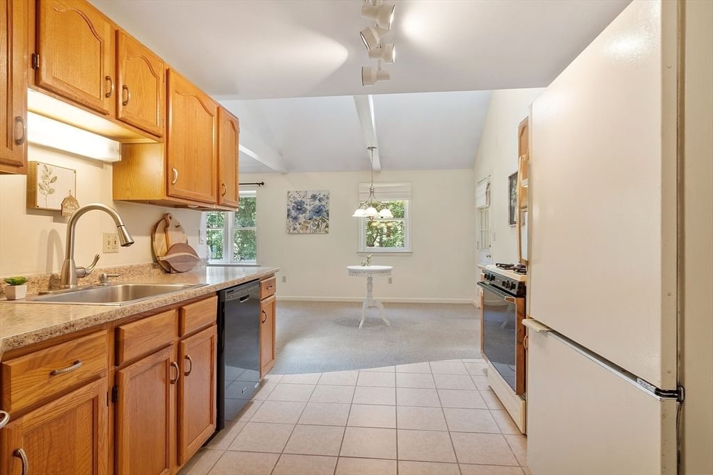 35 Chandler Dr #35, Atkinson, NH 03811 photo 2