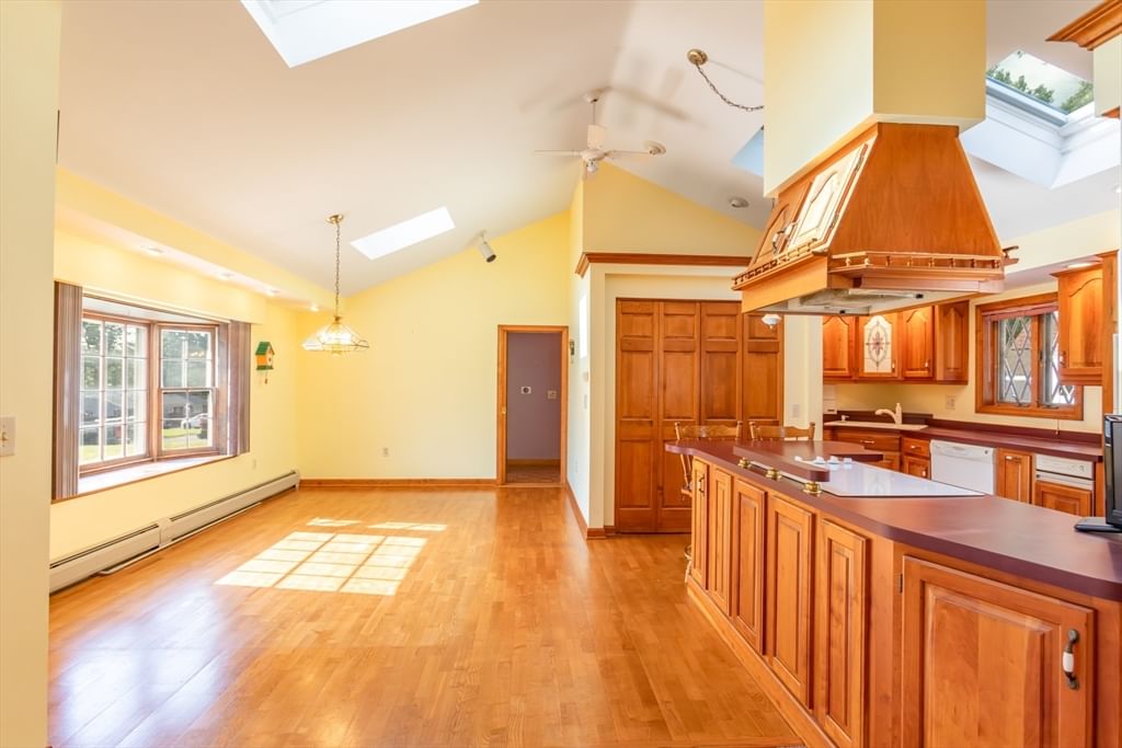 36 Edgemere Rd, Dalton, MA 01226 photo 2