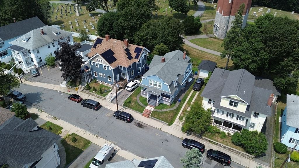 24 Yale St, Lawrence, MA 01841 photo 5