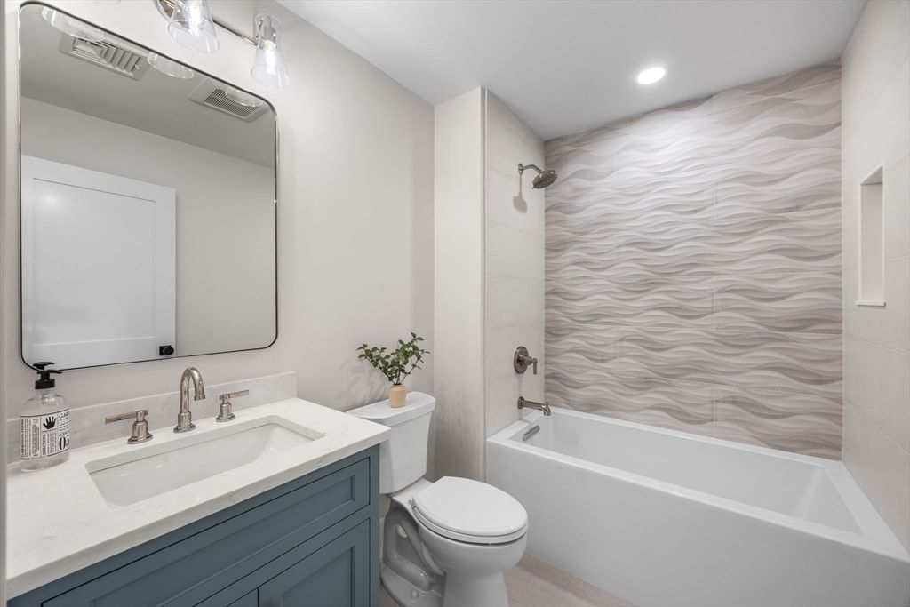 640 Poponessett Rd Barnstable — Photo 39 of 42