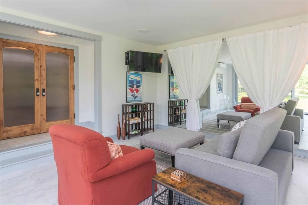 15 Old Farm Rd, Chilmark, MA 02535 photo 3