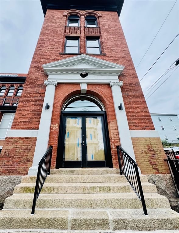 403 Division Street #9, Fall River, MA 02721